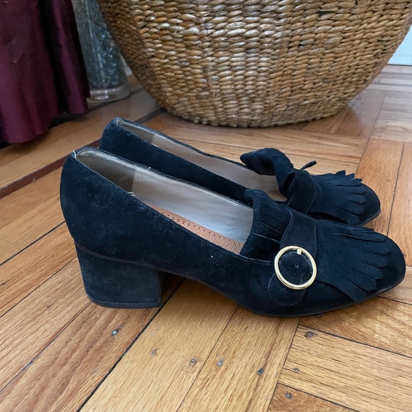 Black Suede Pumps. INSPIRED - Picture 5 of 6